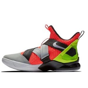 LeBron Soldier XII SFG Size 17